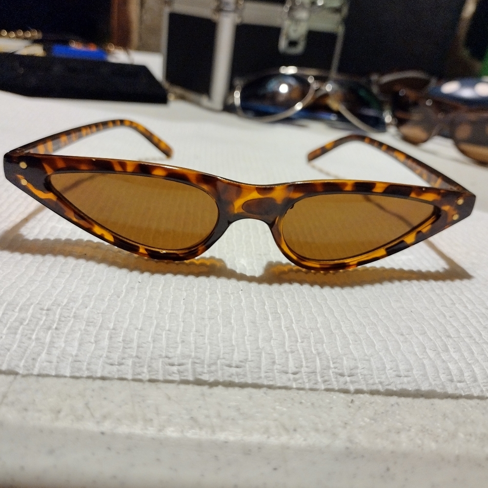 Handmade UV 400 lady's designer sunglasses